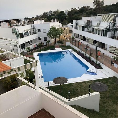 Apartamento Con Vista A La Piscina Apartment Benalmadena Luaran gambar