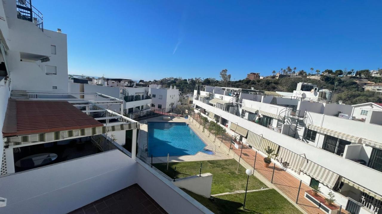 Apartamento Con Vista A La Piscina Apartment Benalmadena Luaran gambar
