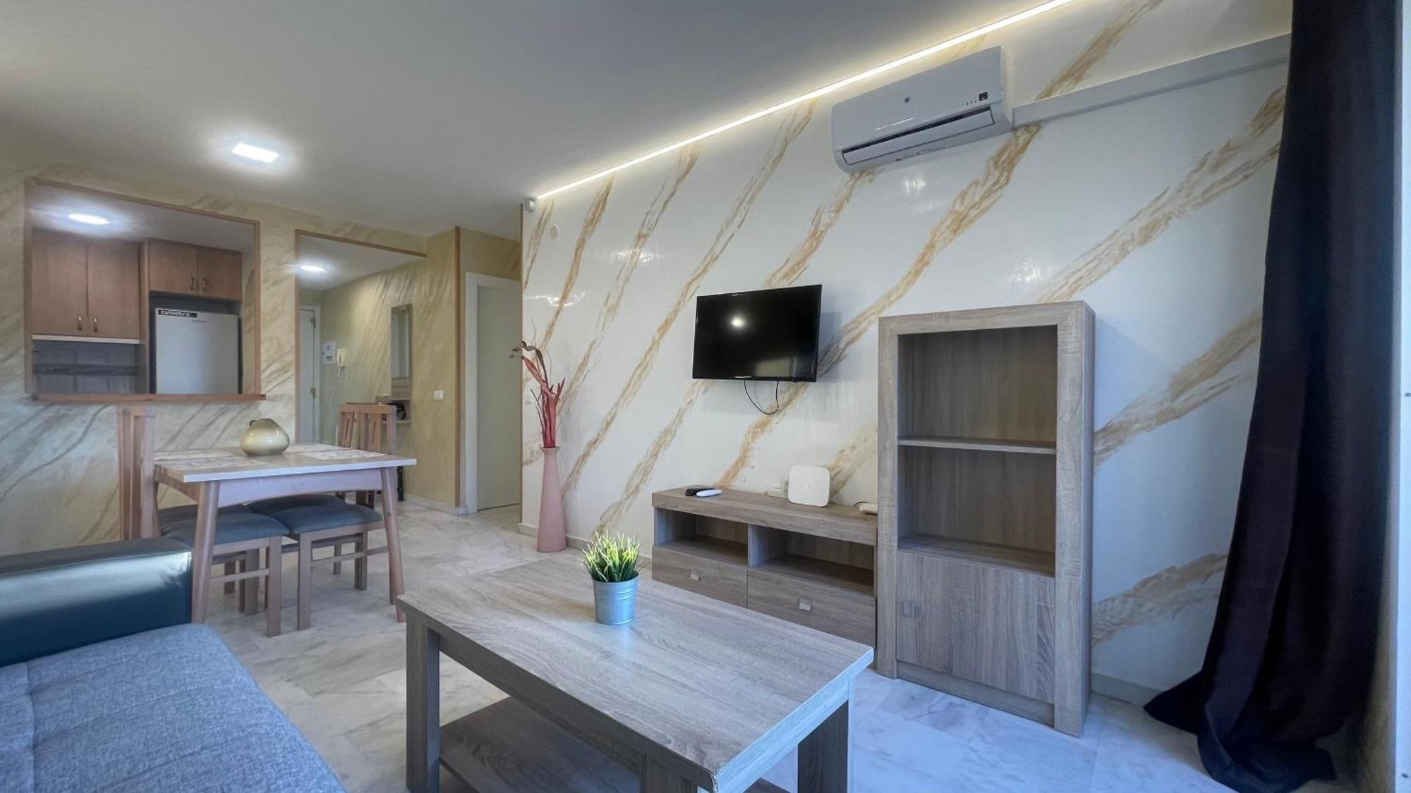 Apartamento Con Vista A La Piscina Apartment Benalmadena Luaran gambar